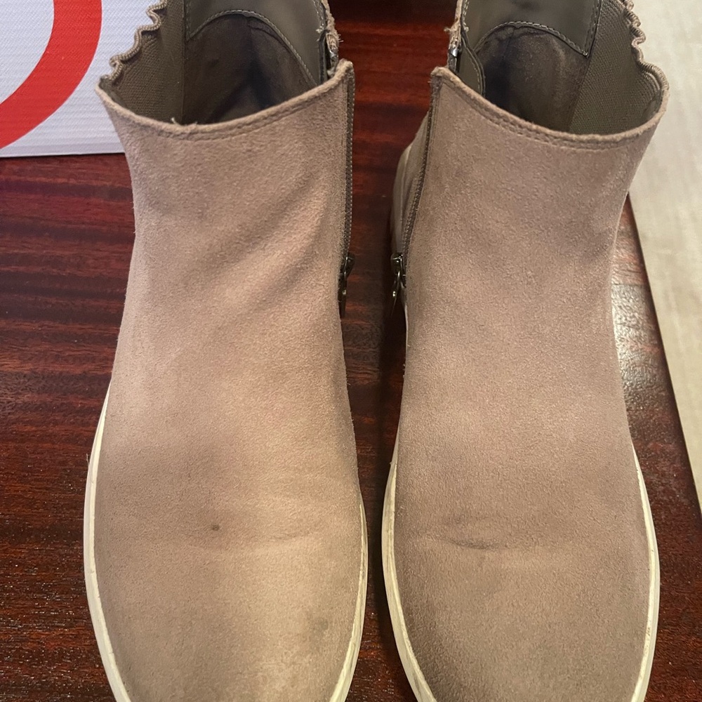 Blondo Flora Suede Ankle Booties - Picture 2 of 9
